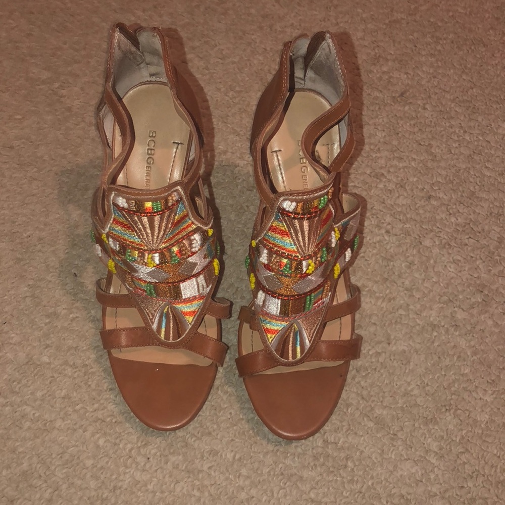 BCBG brown heels